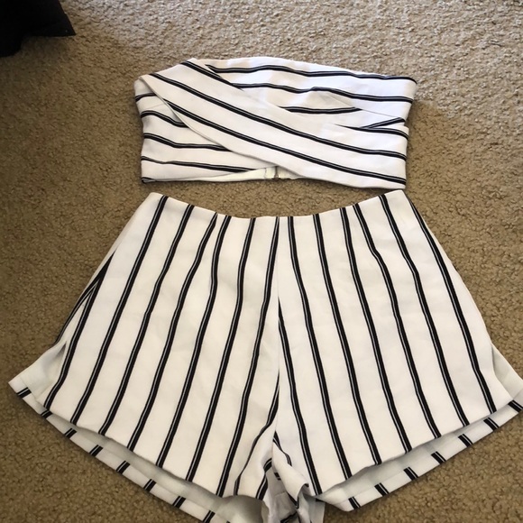 Tobi Dresses & Skirts - Stripped black and white set